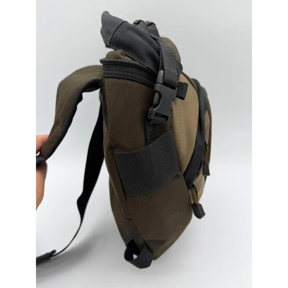 Tamrac Velocity 7x Sling Pack 5767 Camera Bag Brown Tan DSLR Case